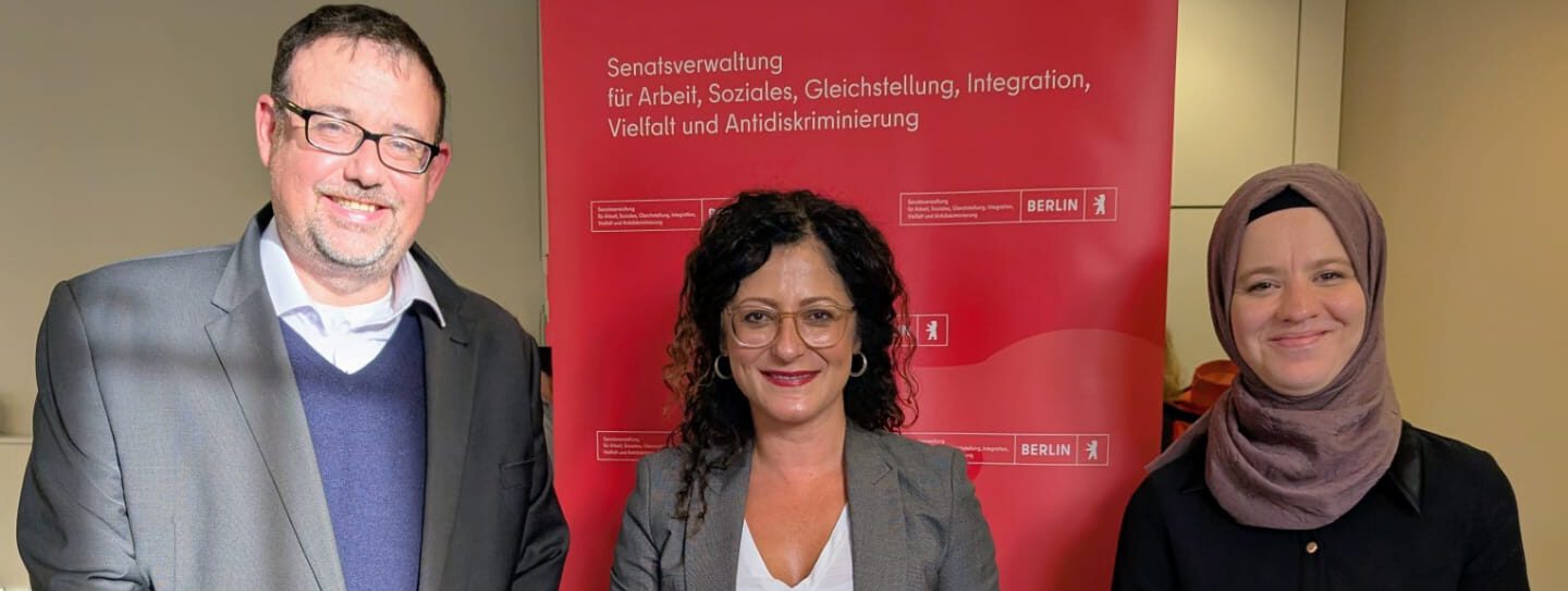 meet2respect kann Schulbesuche mit jüdisch-muslimischen Tandems fortsetzen
